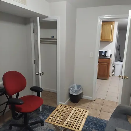Cosy Bedroom 12Mins To Airport Prudential Njit Umdj Penn Station Newark Exterior photo